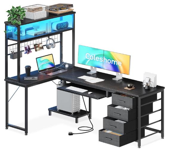 immersive corner desk with shelves above